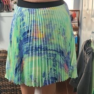 Apt. 9 size S mint/blue pleated skirt. 22 inch from waist to bottom